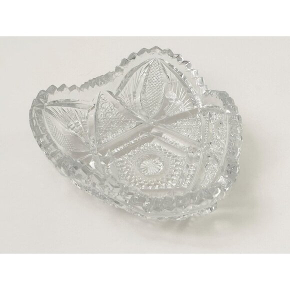 EAPG Imperial Glass NuCut Vintage Relish Heart Shaped Sawtooth Catchall Bowl - Picture 8 of 10